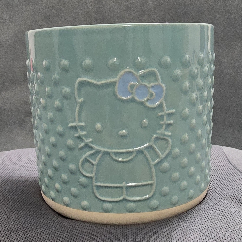 Hello Kitty Planter